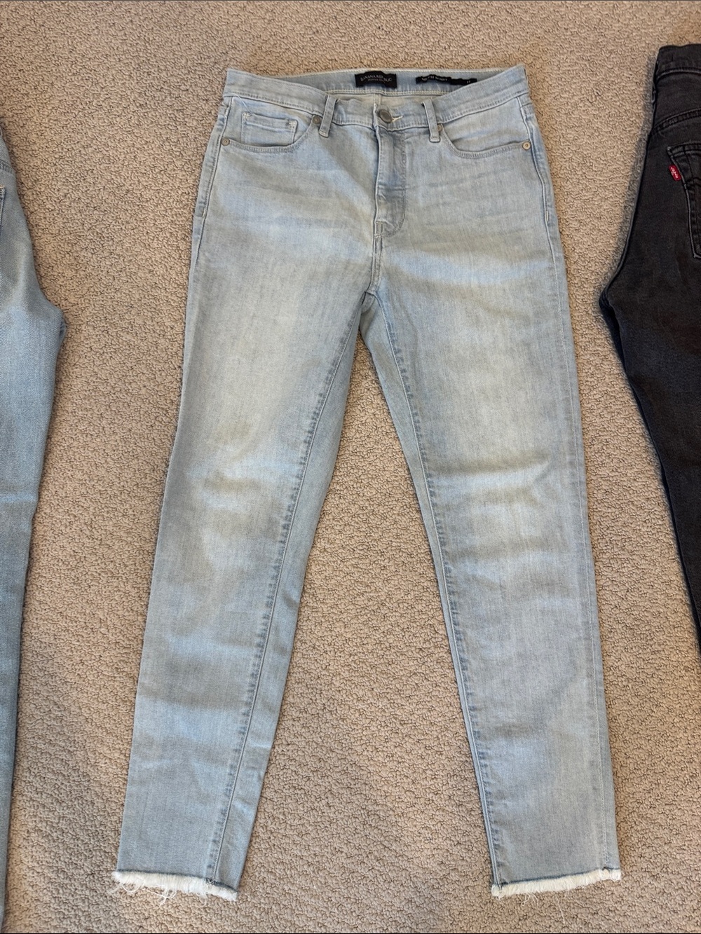 Women's Jeans Bundle - Levi’s, Cotton:On, Hollister, Banana Republic - Picture 13 of 16